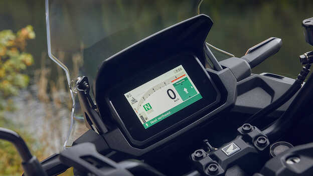 Detailný záber na nový 5-palcový displej TFT.