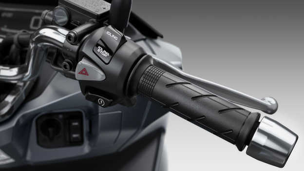 Honda PCX125 – systém voliteľnej kontroly krútiaceho momentu Honda (HSTC)