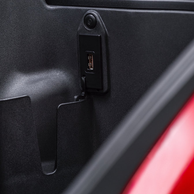 Honda-SH150i, detail konektora USB