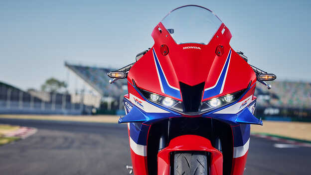 CBR600RR – detail prednej kapotáže.